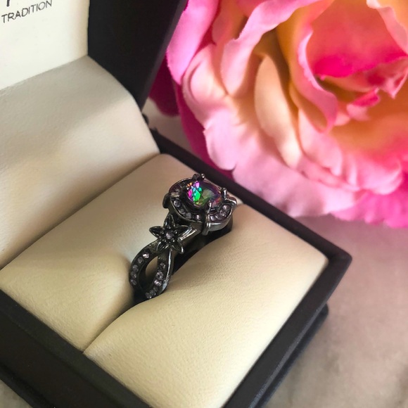 Black Mystic Topaz Ring - Picture 3 of 5